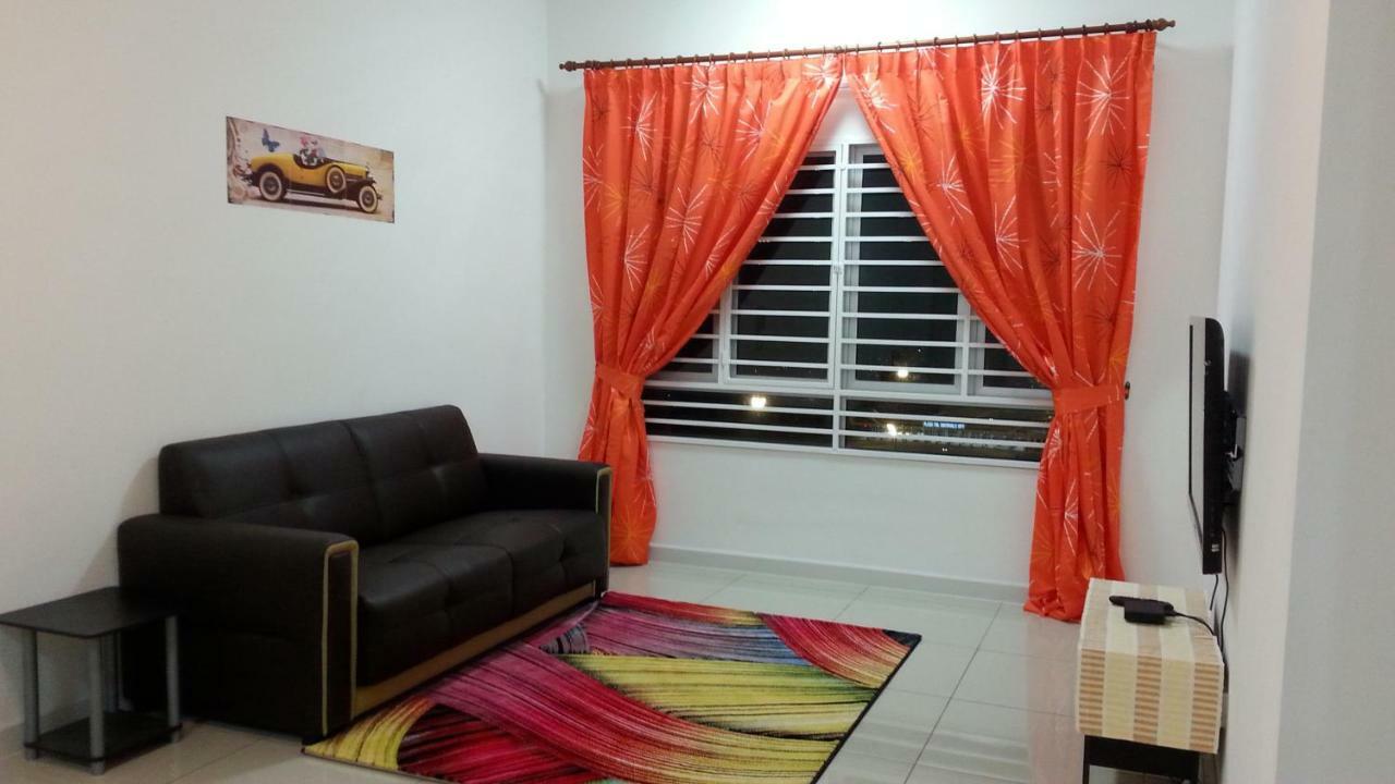 Az Homestay @ Southville City บางี ภายนอก รูปภาพ